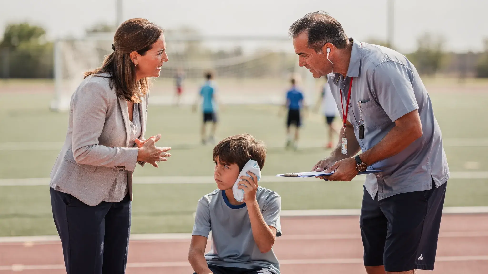 Head Injuries in Sports: Signs Parents Should Never Ignore